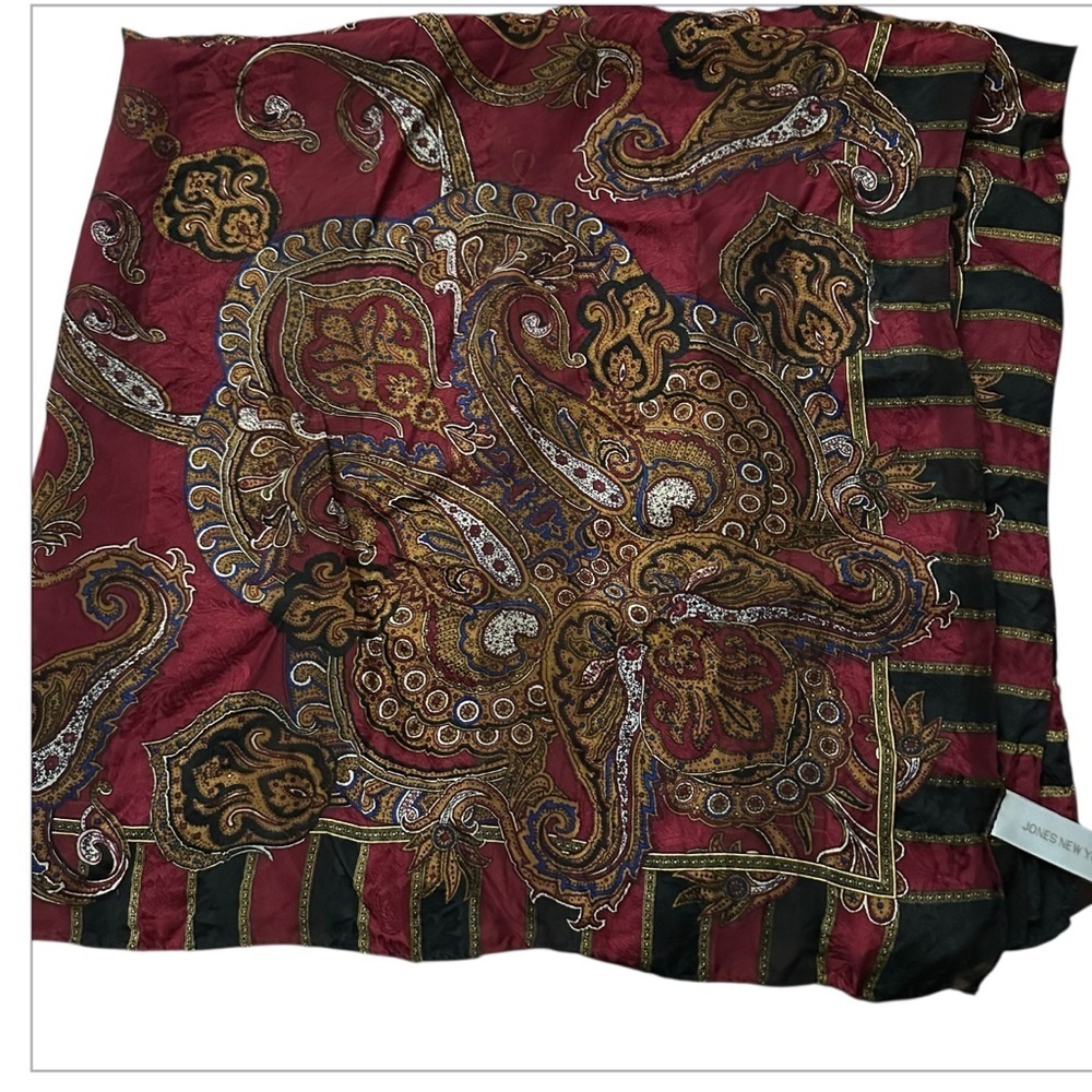 100% Silk Jones New York Paisley Print Red and Gold